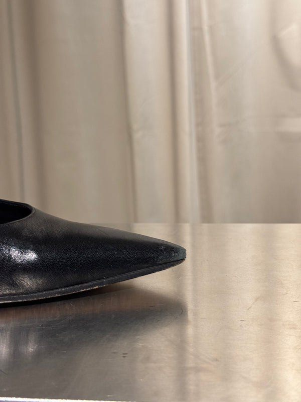 Gucci Vintage Tom Ford Black Leather Ankle Strap Pointed Toe High Stiletto Heel Evening Pumps Y2K Designer Shoes 39