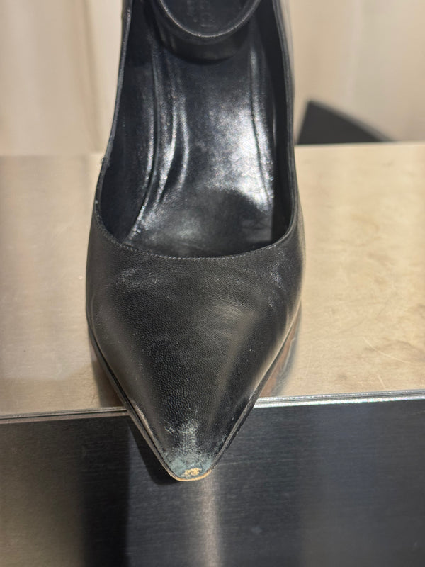 Gucci Vintage Tom Ford Black Leather Ankle Strap Pointed Toe High Stiletto Heel Evening Pumps Y2K Designer Shoes 39