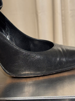 Gucci Vintage Tom Ford Black Leather Ankle Strap Pointed Toe High Stiletto Heel Evening Pumps Y2K Designer Shoes 39