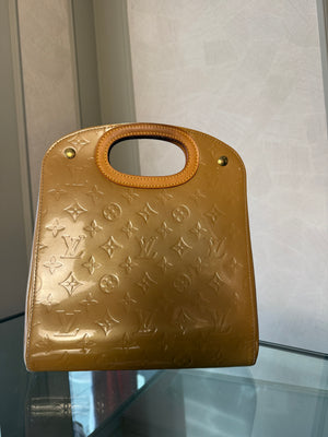 Louis Vuitton Monogram Cream Vernis Maple Drive Top Handle Bag Embossed LV Patent Leather Vintage