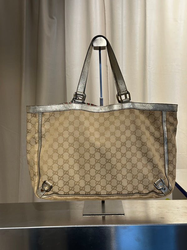 Gucci Vintage GG Canvas D Ring Tote Bag Beige Metallic Silver Leather Shoulder Bag Silver Tone Hardware