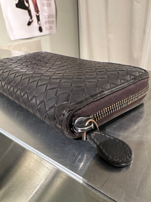Bottega Veneta Vintage Brown Intrecciato Woven Leather Zip-Around Continental Wallet