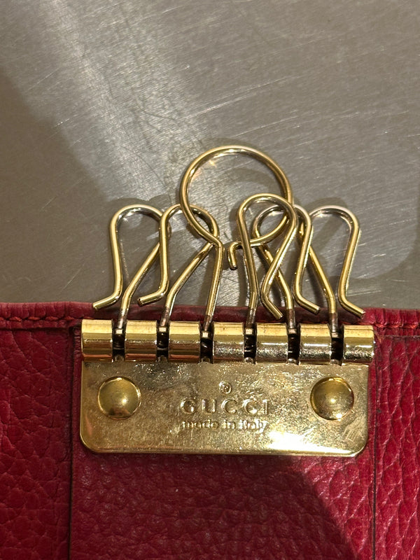 Gucci GG Marmont 6-Hook Key Case Hibiscus Red Grained Leather