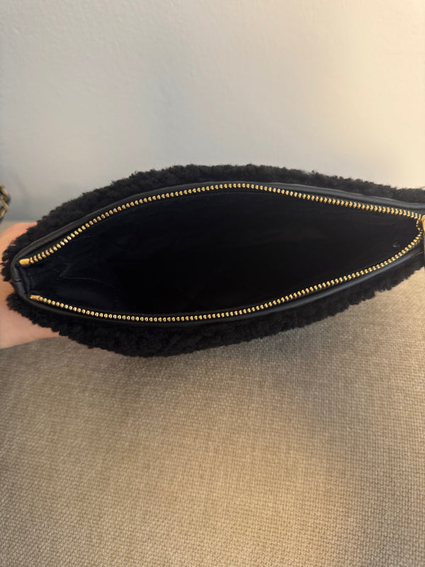Chanel 2023 Shearling Trim Quilted Small 22 Lambskin Hobo Bag Black Gold Leather CC Coco Mark Chain Strap
