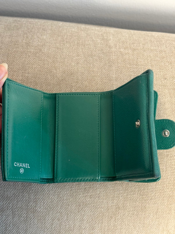 Chanel Purse Emerald Green Quilted Caviar Leather Classic Flap Card Holder CC Coco Mark Trifold with Gold Hardware