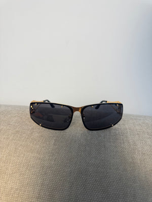 Chanel CH9520 Oversize Cat Eye Sunglasses Black Gold color code 124/2E CC cocomark open sides rimless