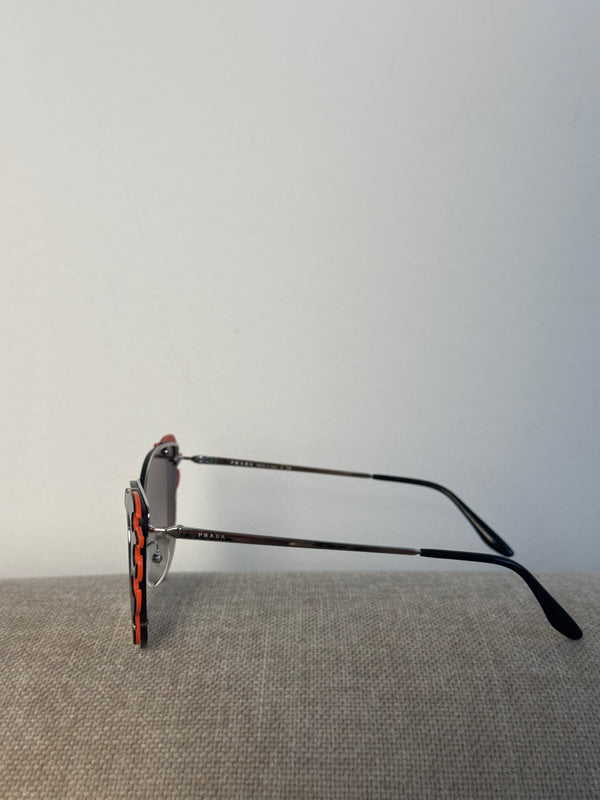 Prada F/W2018 Hot Rod Flame Runway Campaign Collection Oversize Cat Eye Sunglasses Black Orange Gradient PR59V864 -YZ