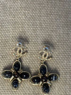 Chanel Silver CC textured logo Abstract Shape Coco Mark Iconic Vintage Dangle Charm Statement Piece Earring Set Black