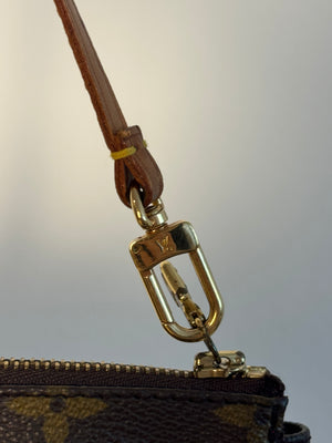 Louis Vuitton Vintage Pochette Accessoires Shoulder Bag Leather Monogram Iconic Classic LV Brown