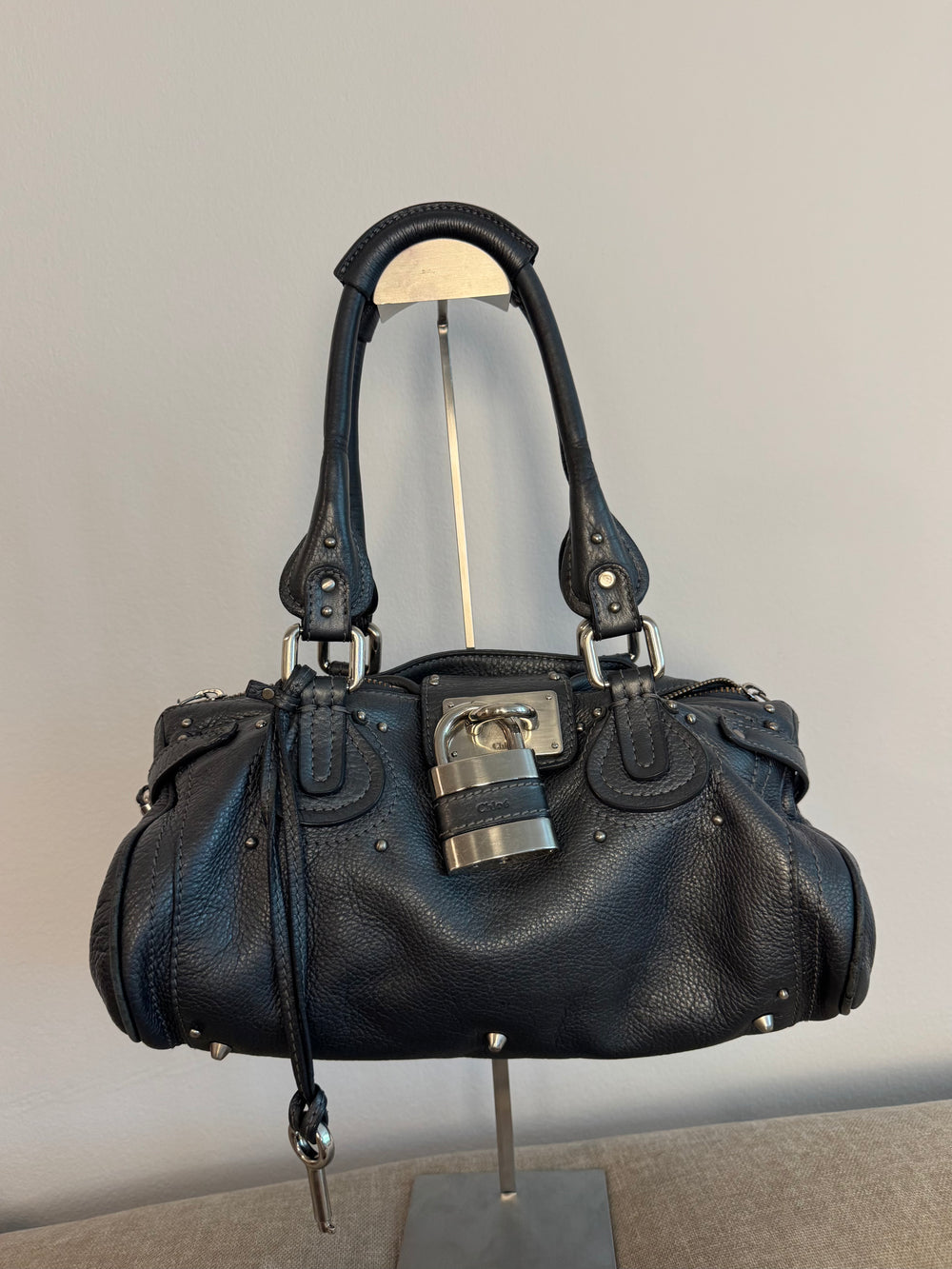 Chloe paddington Dark Grey Silver Limited Edition Grained Leather Shoulder Bag Vintage Lock Key 2005 Iconic 2000s