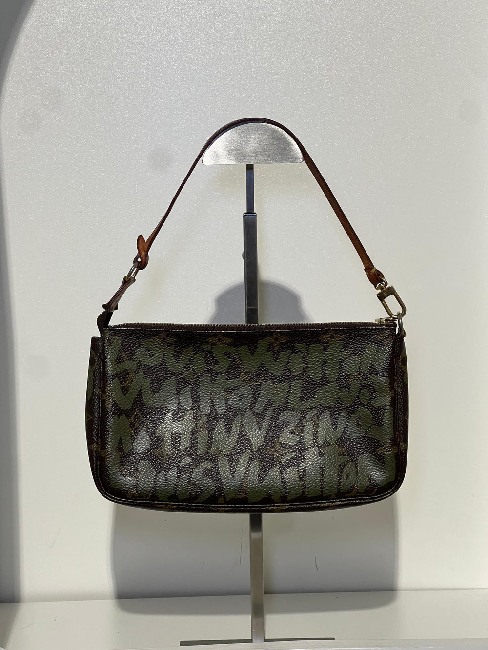 LV STEPHEN SPROUSE POCHETTE