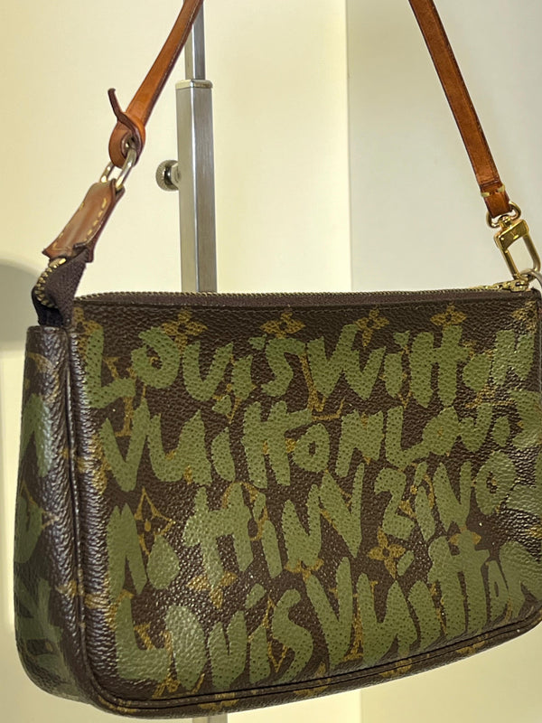 LV STEPHEN SPROUSE POCHETTE