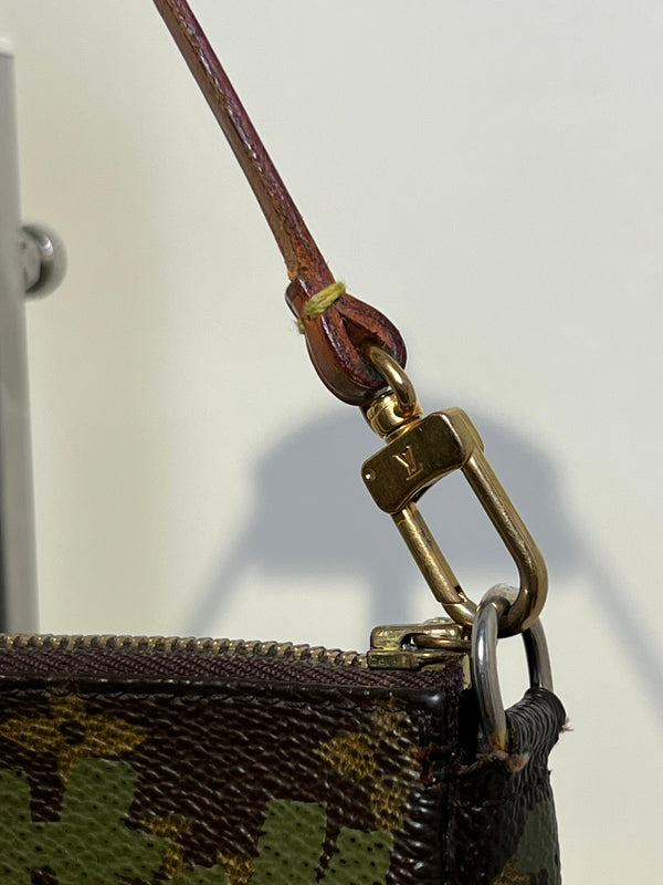 LV STEPHEN SPROUSE POCHETTE