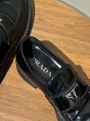 PRADA LOAFER 7.5