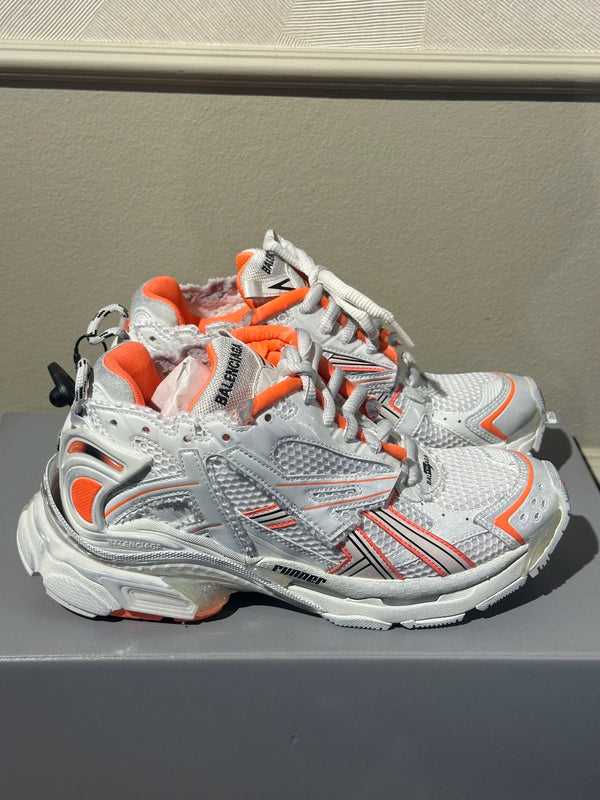 BALENCIAGA SNEAKERS - SIZE 40