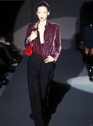 Gucci Tom Ford Vintage F/W 1997 deep red velvet GG embossed Single silver metal handle minimalist 90s shoulder bag
