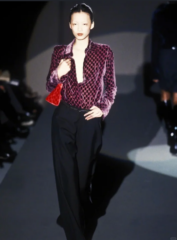 Gucci Tom Ford Vintage F/W 1997 deep red velvet GG embossed Single silver metal handle minimalist 90s shoulder bag