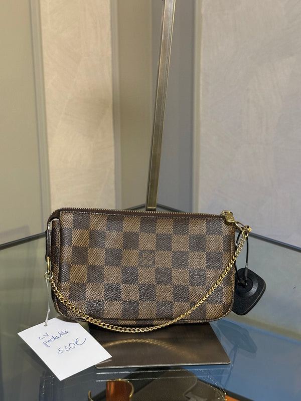 LOUIS VUITTON POCHETTE - SMALL