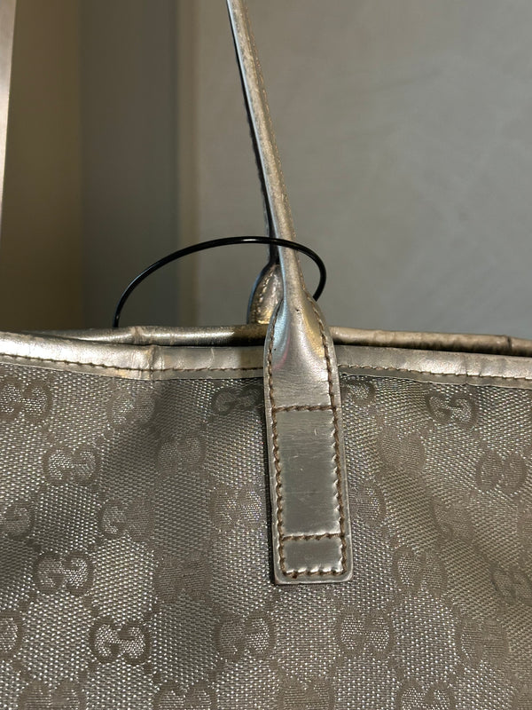 GUCCI ABBEY TOTE BAG