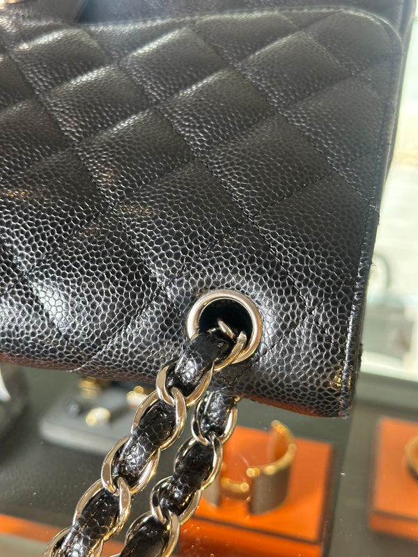 CHANEL JUMBO FLAP