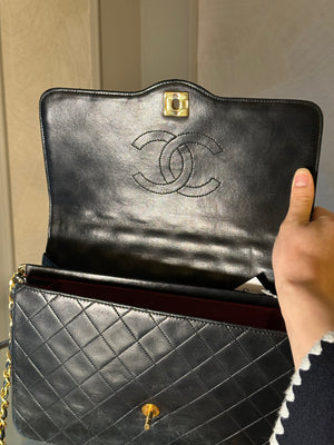 CHANEL VINTAGE SINGLE FLAP