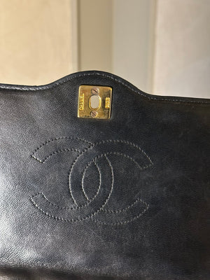 CHANEL VINTAGE SINGLE FLAP