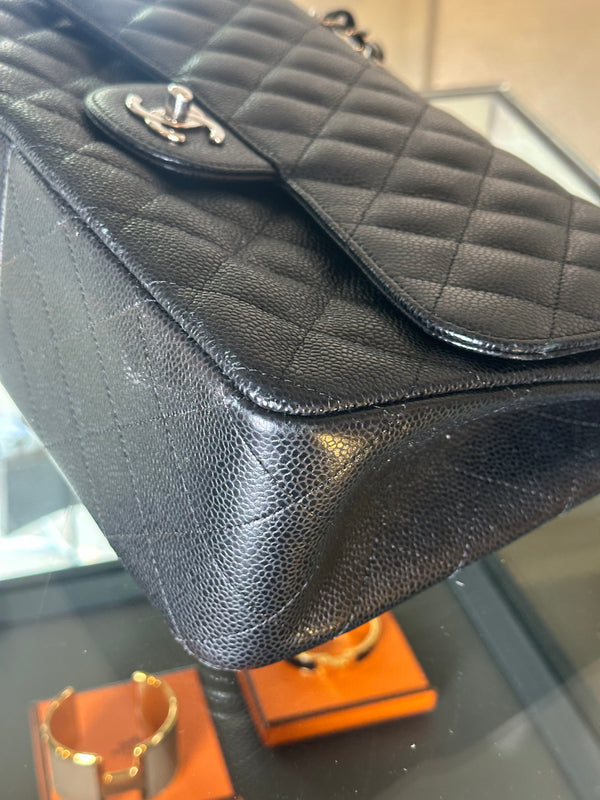 CHANEL JUMBO FLAP