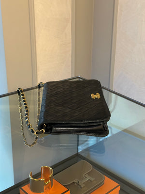 CHANEL SINGLE FLAP BAG