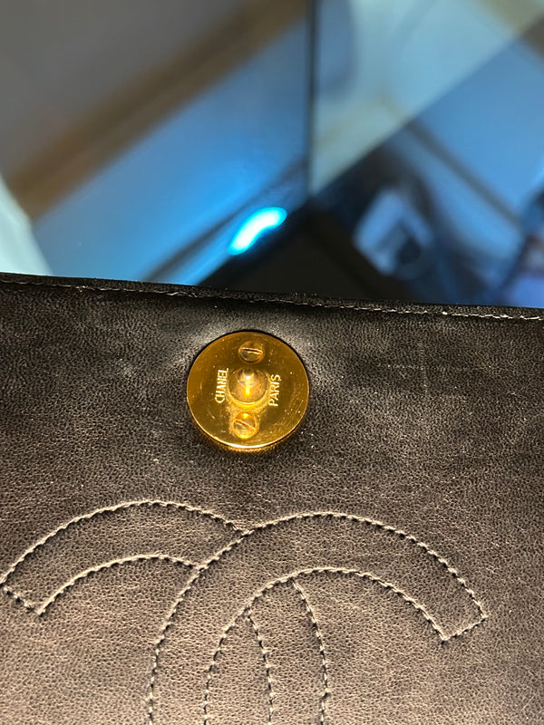 CHANEL SINGLE FLAP BAG
