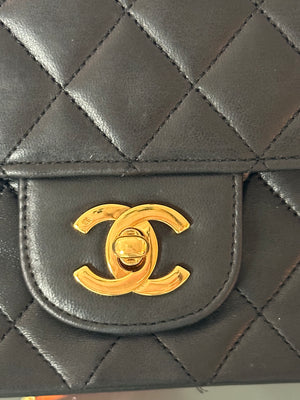 CHANEL MEDIUM FLAP - 1986 - 1988