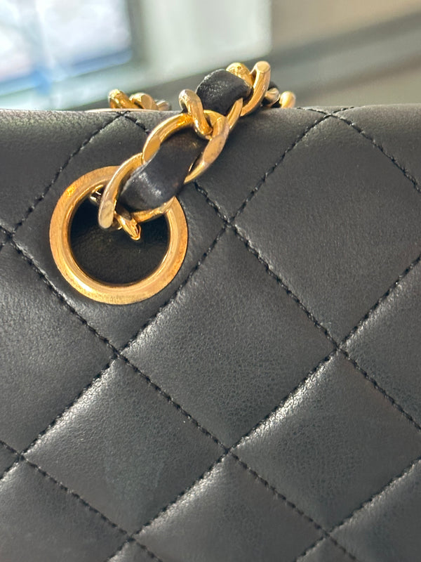 CHANEL MEDIUM FLAP - 1986 - 1988