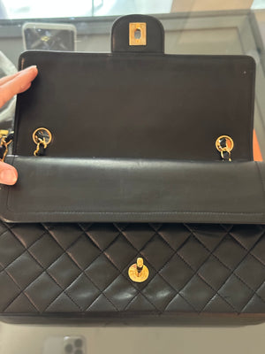 CHANEL MEDIUM FLAP - 1986 - 1988