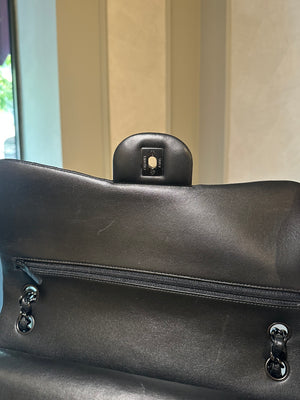 CHANEL "SO BLACK" FLAP