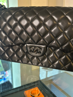 CHANEL "SO BLACK" FLAP