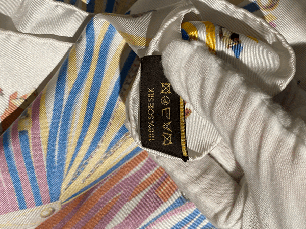 LOUIS VUITTON SCARF