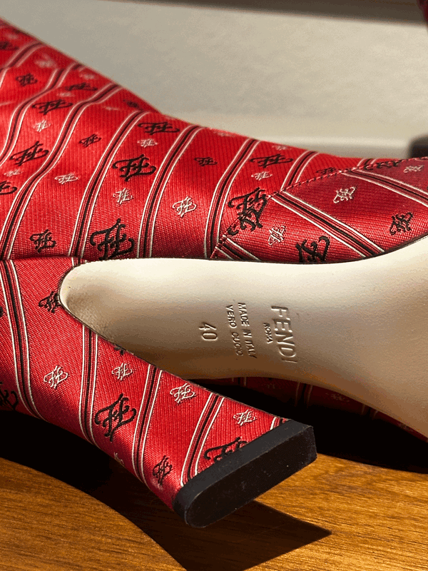 FENDI SHOES - SIZE 40
