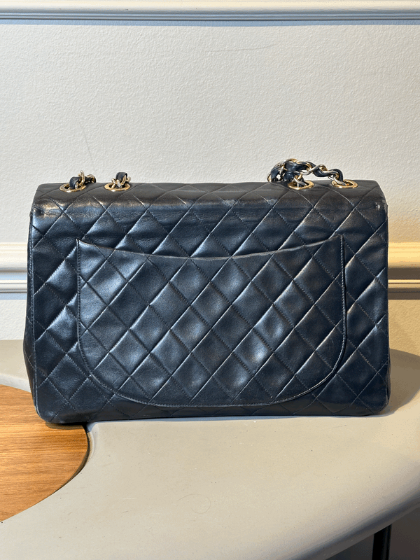 CHANEL JUMBO BLACK