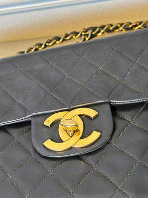 CHANEL JUMBO BLACK