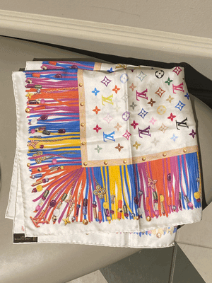LOUIS VUITTON SCARF