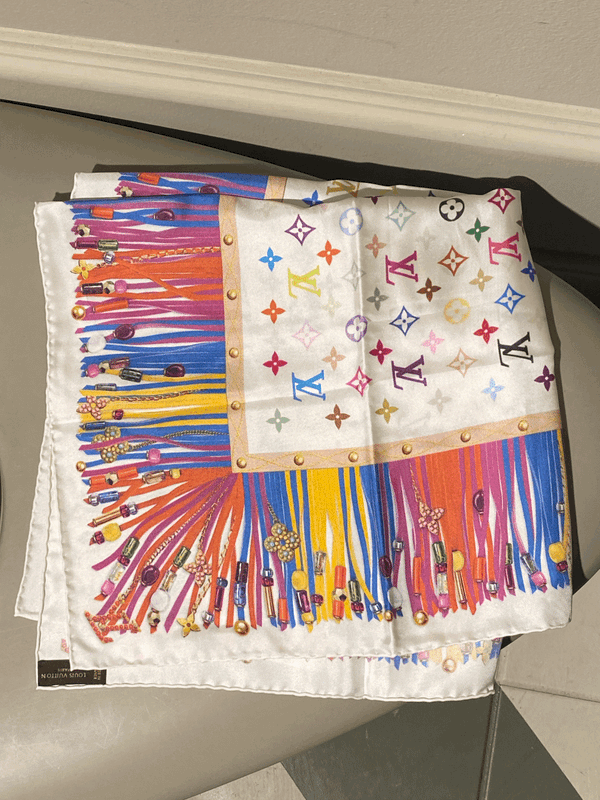 LOUIS VUITTON SCARF