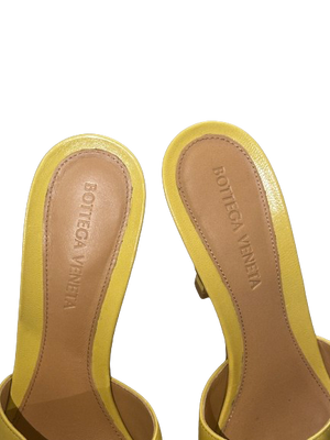 BOTTEGA VENETA HEELS SIZE 37,5