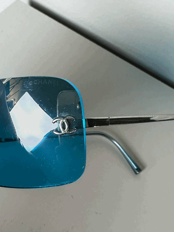 CHANEL SUNGLASSES - OMBRE BLUE