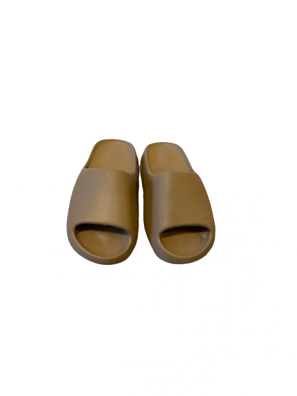 YEEZY SLIDES SIZE 7