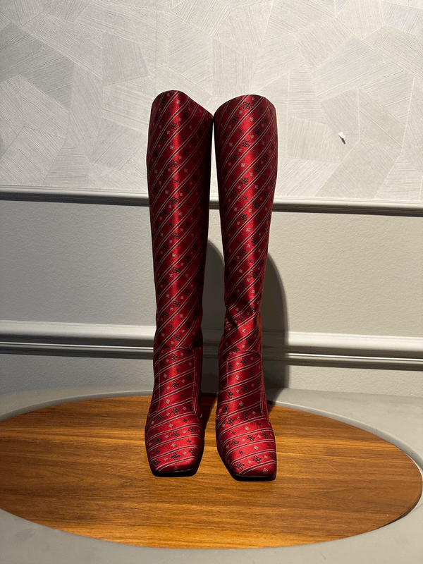 FENDI SHOES - SIZE 40